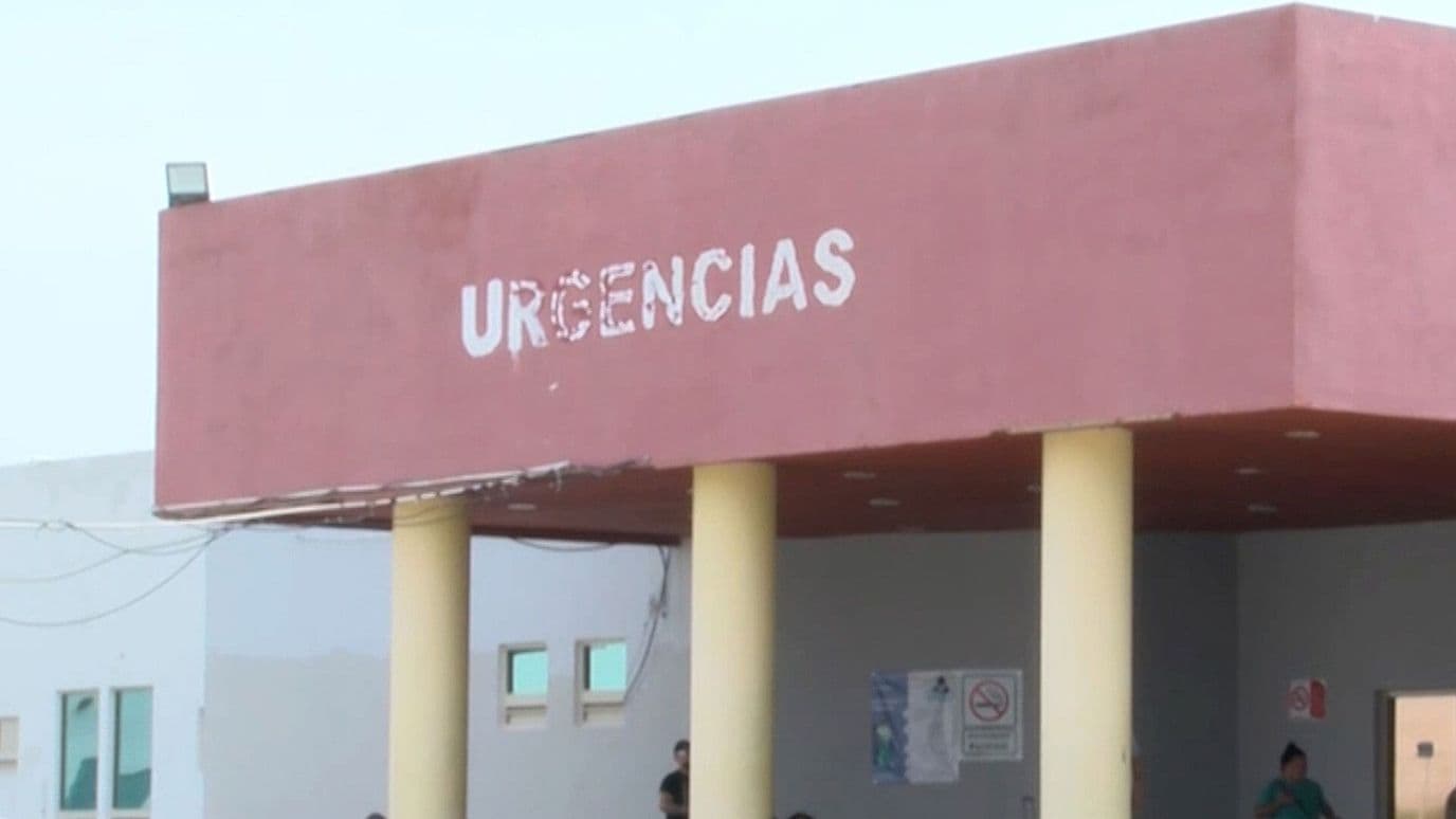 Vuelca Vehículo con Cuatro Enfermeras en Carretera de Piedras Negras, Coahuila