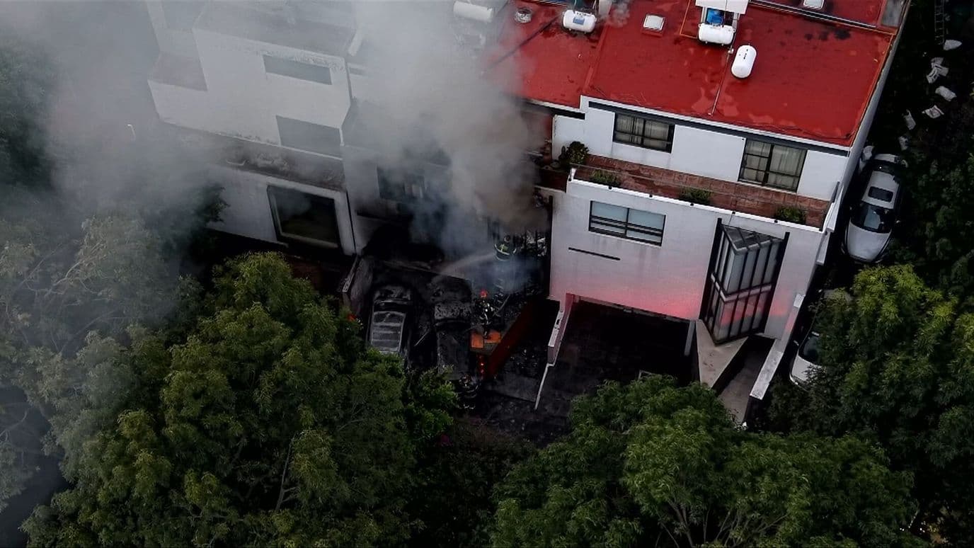 Incendio en Magdalena Contreras Desde el Aire: 5 Autos Quedan Calcinados