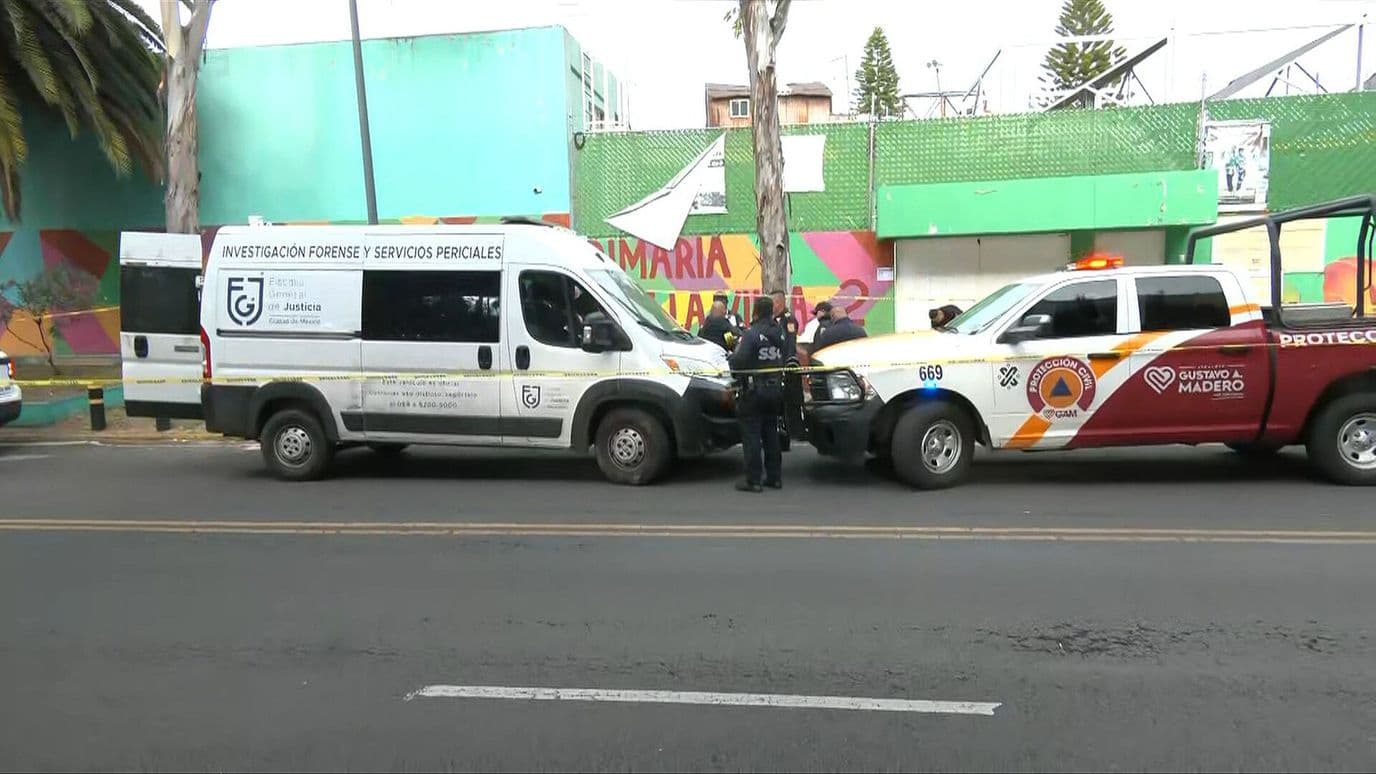 Hallan Hombre Muerto Afuera de Primaria en la Gustavo A. Madero