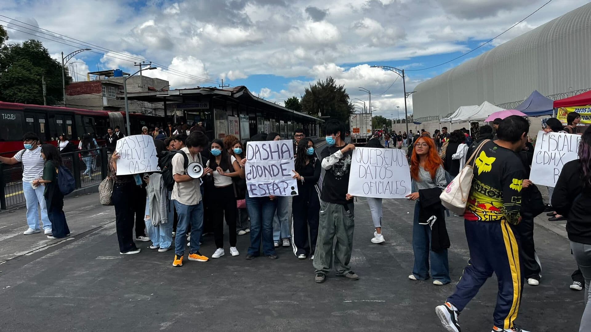 Suman Cuatro Horas de Bloqueo en Periférico Canal de San Juan, CDMX