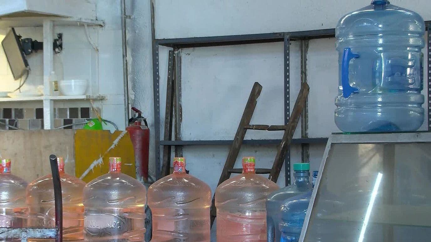 Así Enfrentan los Mercados de Guadalajara los Tandeos de Agua del Siapa