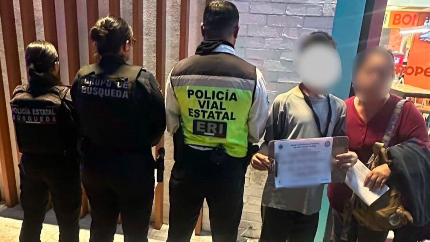 Resguardan a Menor de 10 Años en Restaurante de Zapopan; Estaba Desorientado