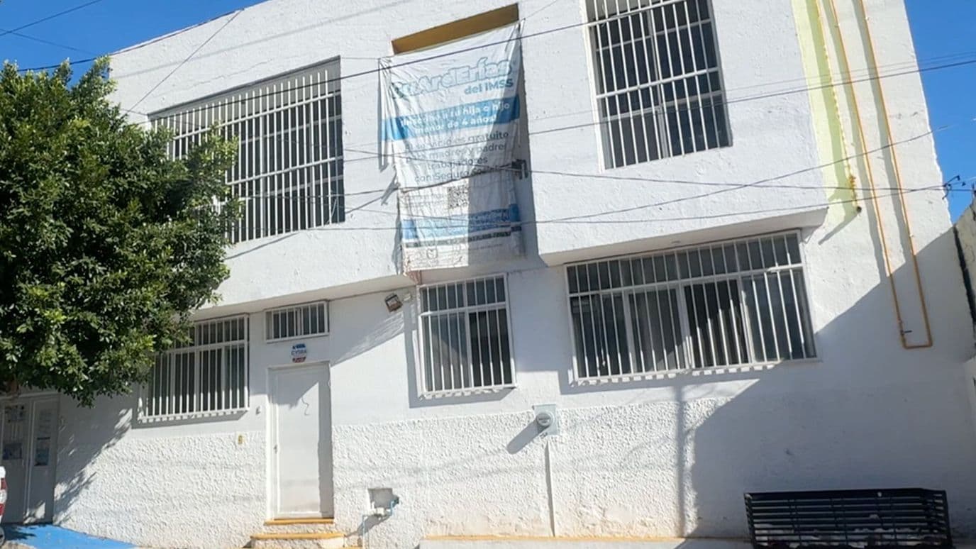 Se Quedan Sin Guardería del IMSS Más de Cien Niños por el Repentino Cierre de la institución en León