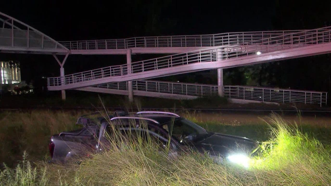 Detienen a Adolescente de 16 Años Tras Persecución en Carretera a Nogales