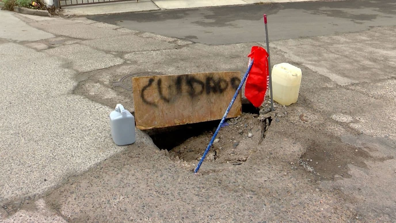 Denuncian Socavón en la Colonia Unión en Tijuana, Baja California