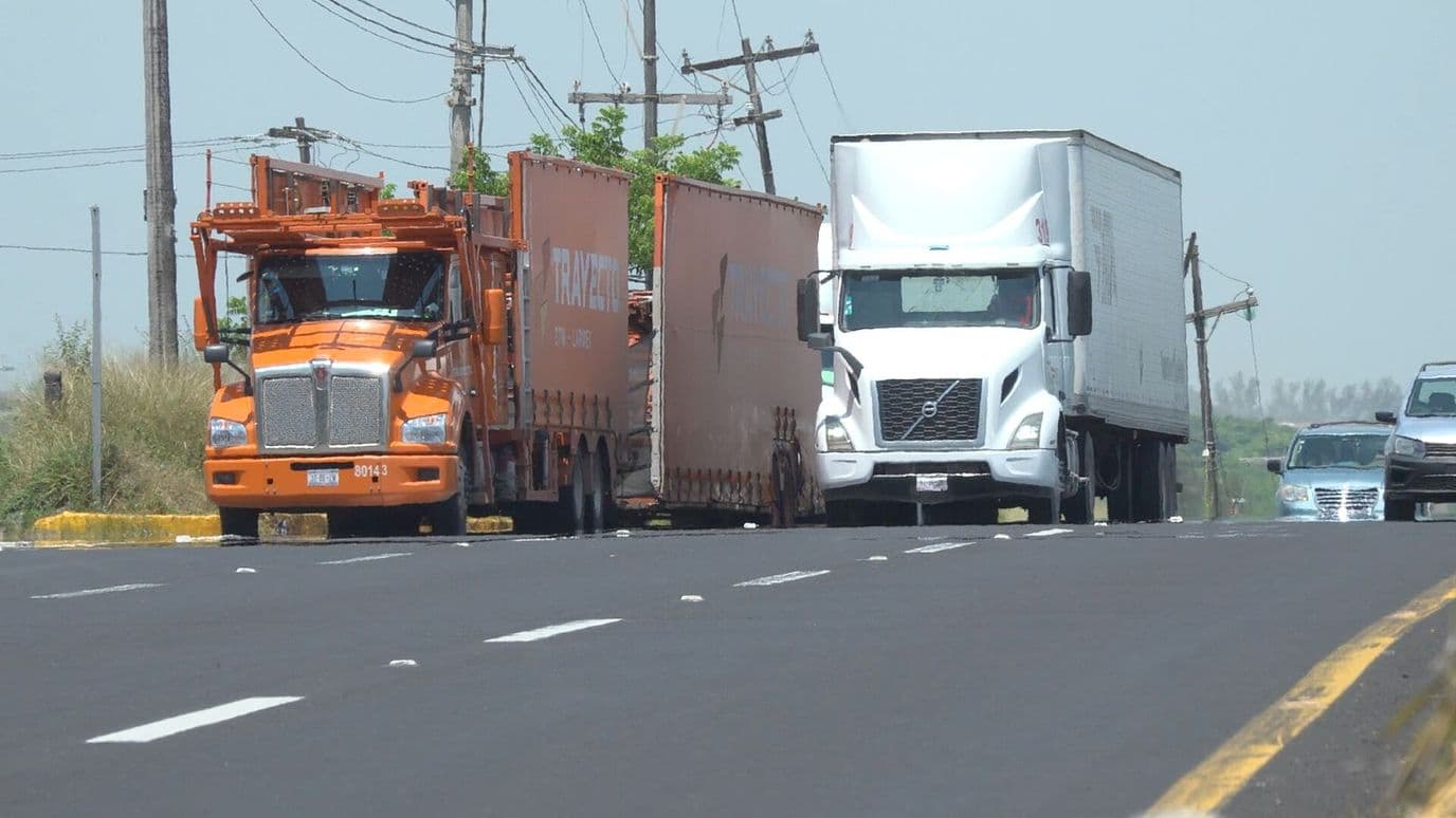 Transportistas Piden Mayor Seguridad en Carreteras de Veracruz