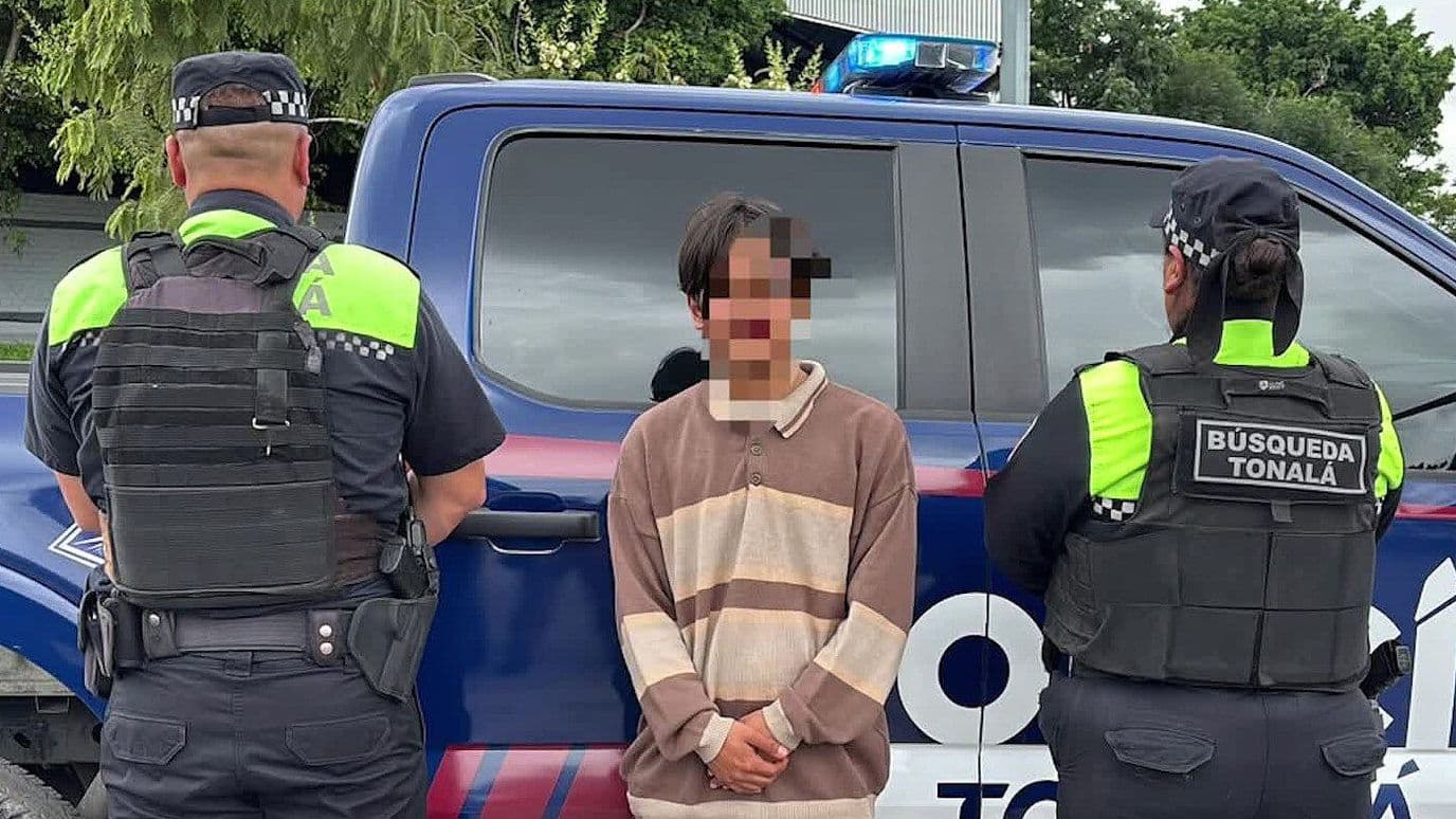 Rescatan a Dos Jóvenes en Situación Vulnerable en Parque de Tonalá