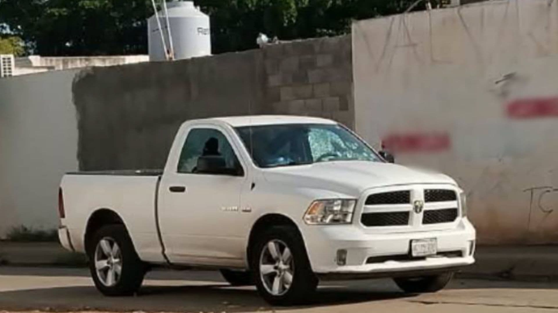 Hallan Muerto a Supervisor de Seguridad Pública Dentro de Vehículo en Mazatlán