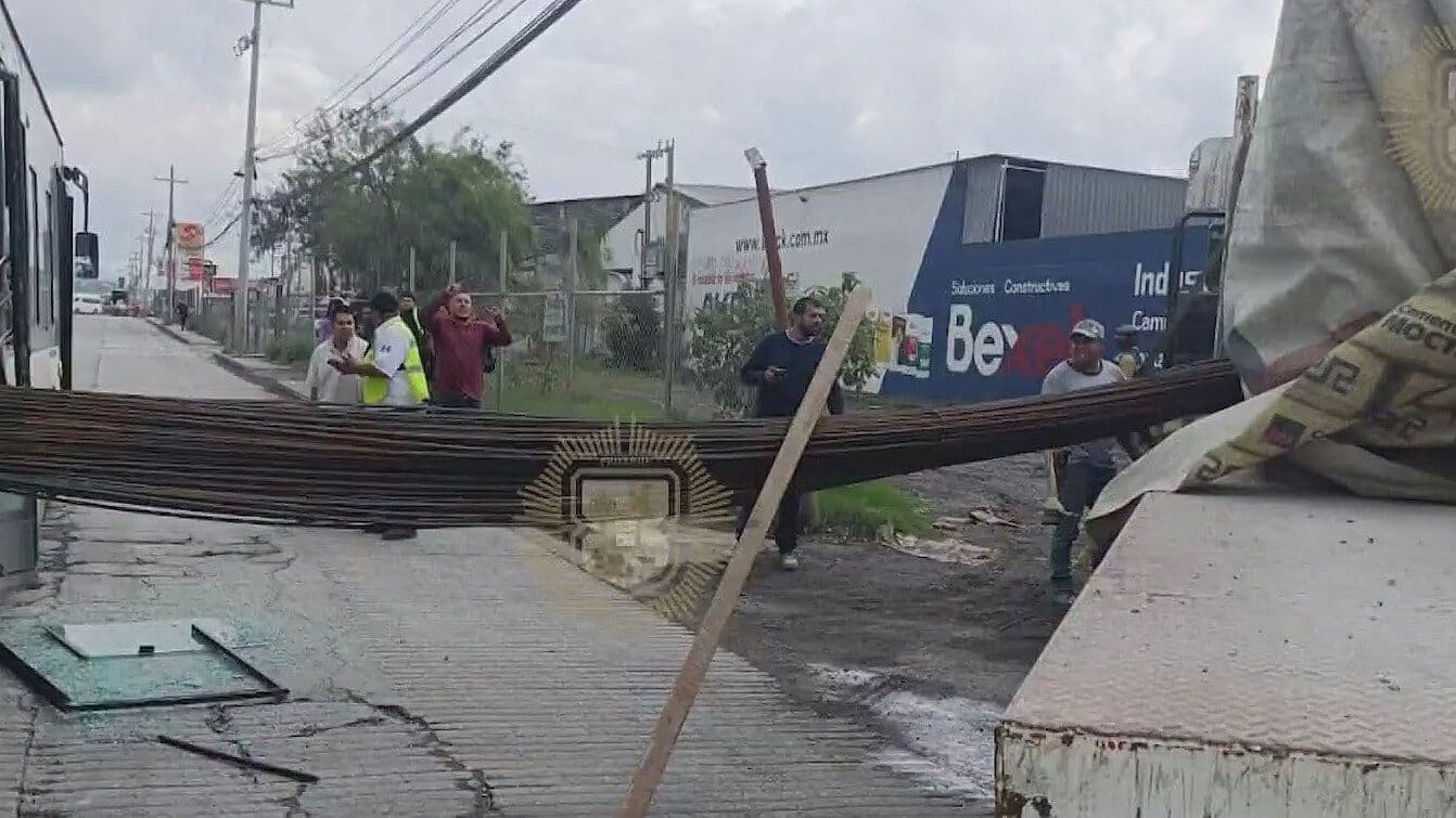 Exhiben Video de Posible Responsabilidad de Chofer en Choque en Escobedo