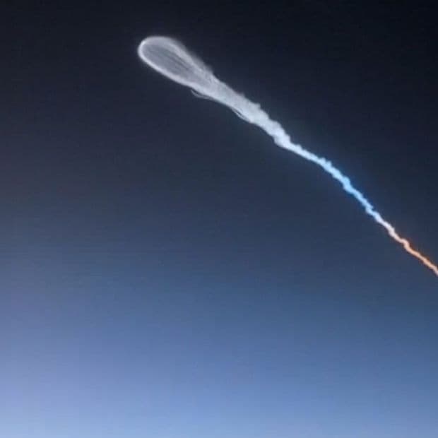 'Medusa Espacial' Ilumina el Cielo de China