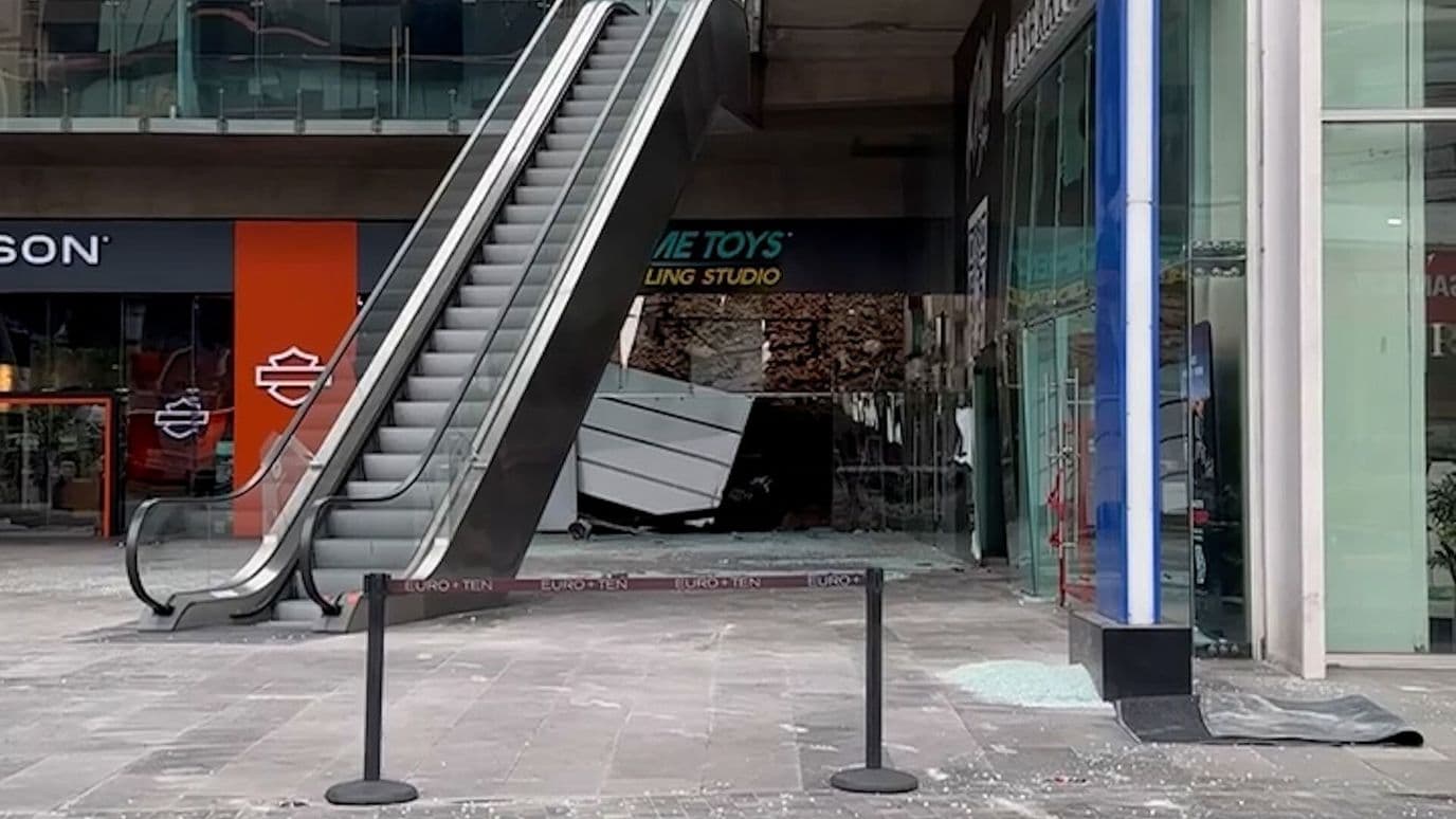 Desgajamiento Arrasa con Comercios en Cuajimalpa