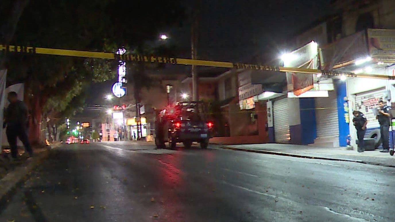 Hombre de 47 Años Fue Lesionado a Balazos Afuera de Una Vulcanizadora en León, Guanajuato