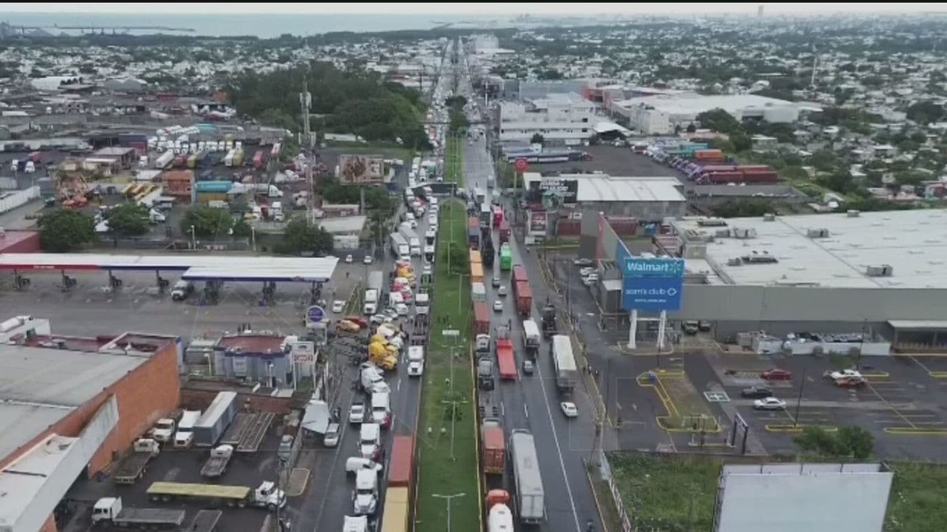 Paro Nacional de Transportistas en Veracruz: Reportan Afectaciones en la Zona Portuaria
