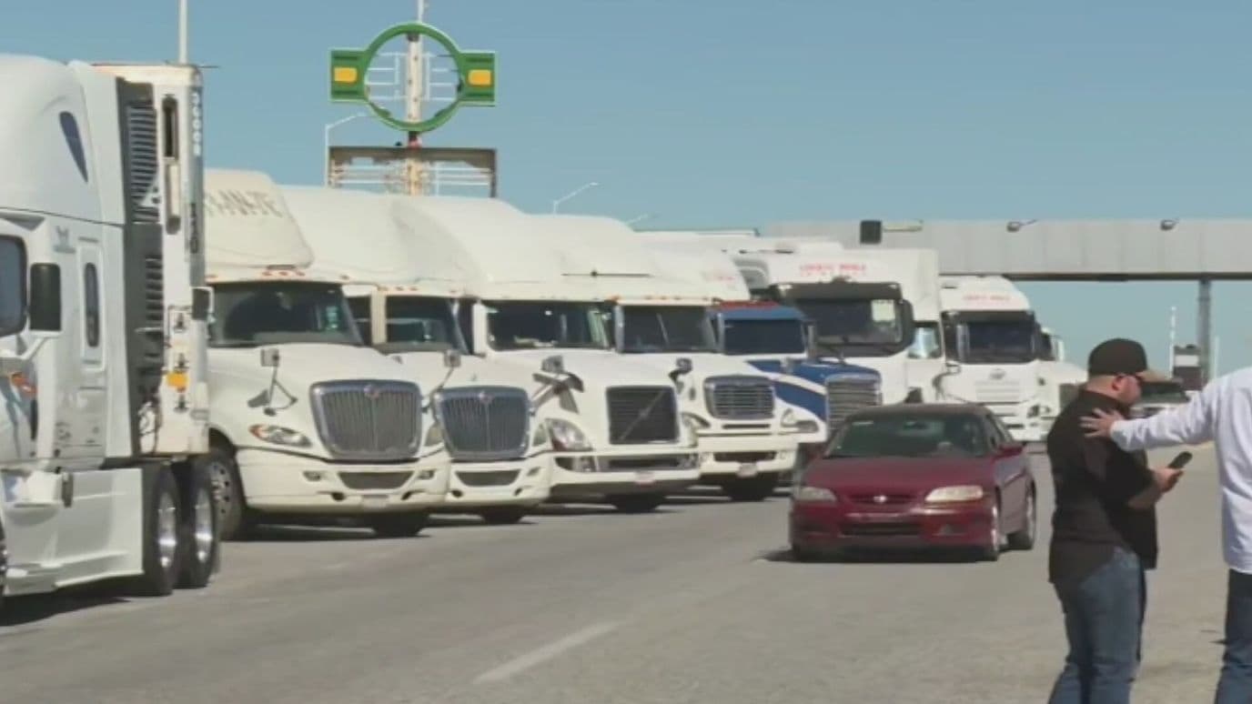 Transportistas de Sonora se Unen al Paro Nacional