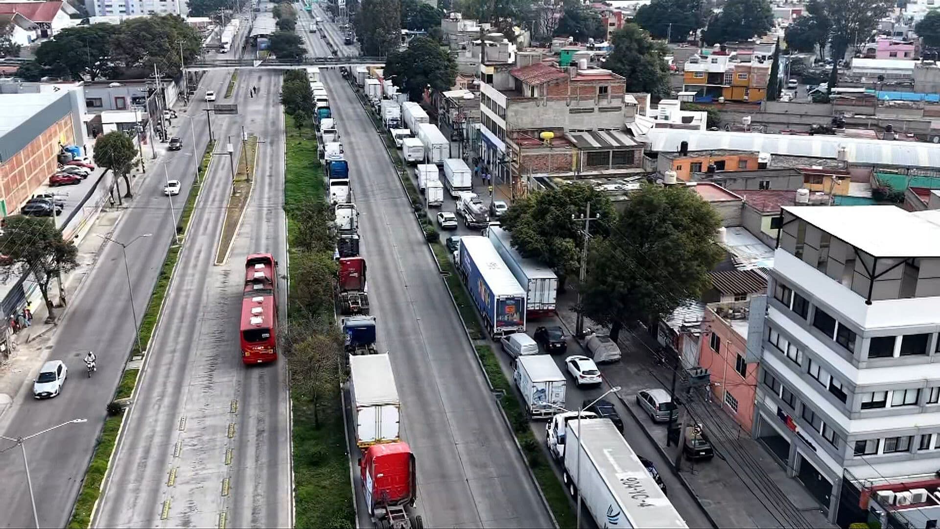 Calzada Vallejo Desde el Aire: Protesta de Transportistas Deja Caos Vial