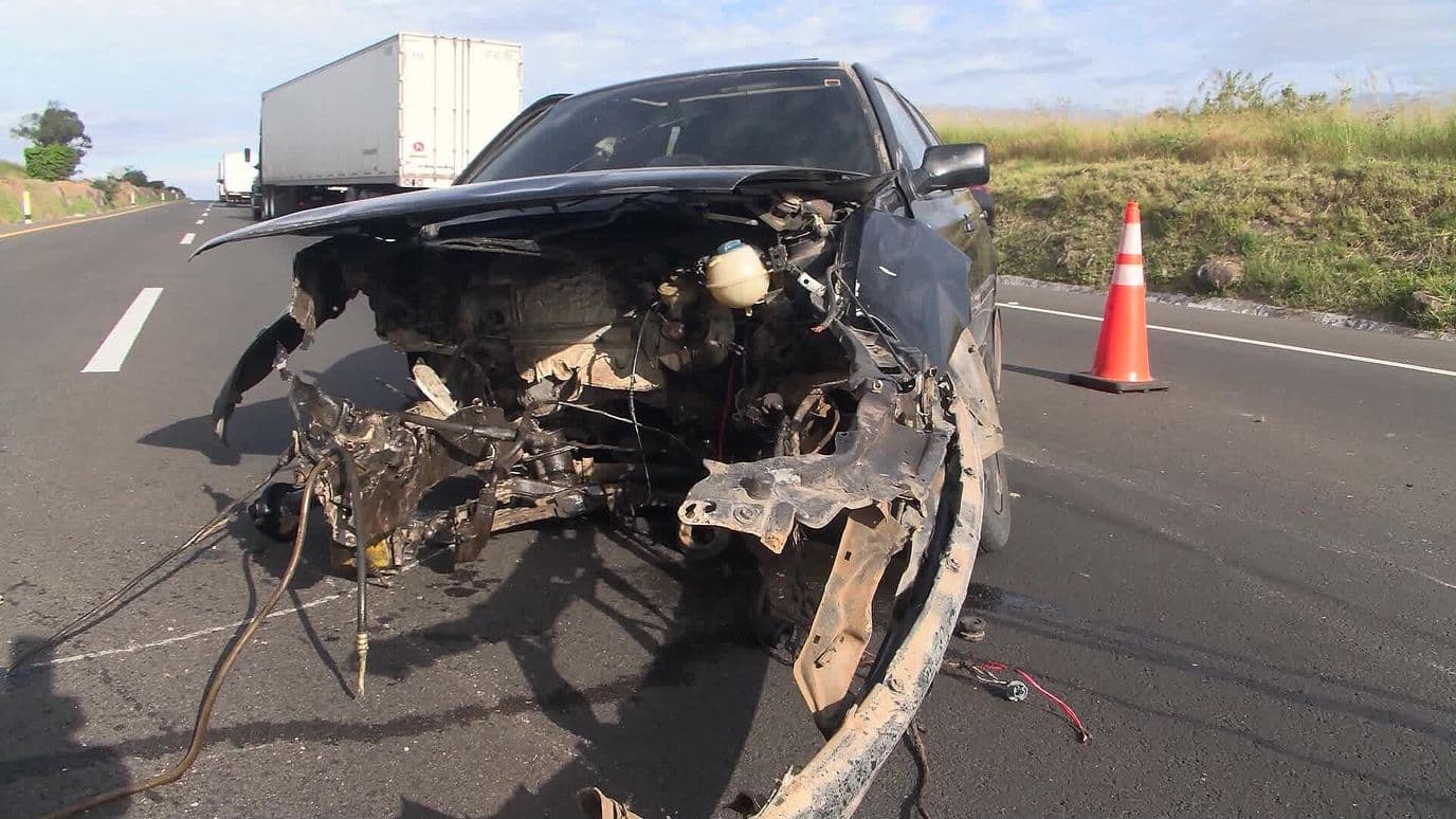Joven Sobrevive a Fuerte Accidente en la Autopista Zapotlanejo, en Tonalá