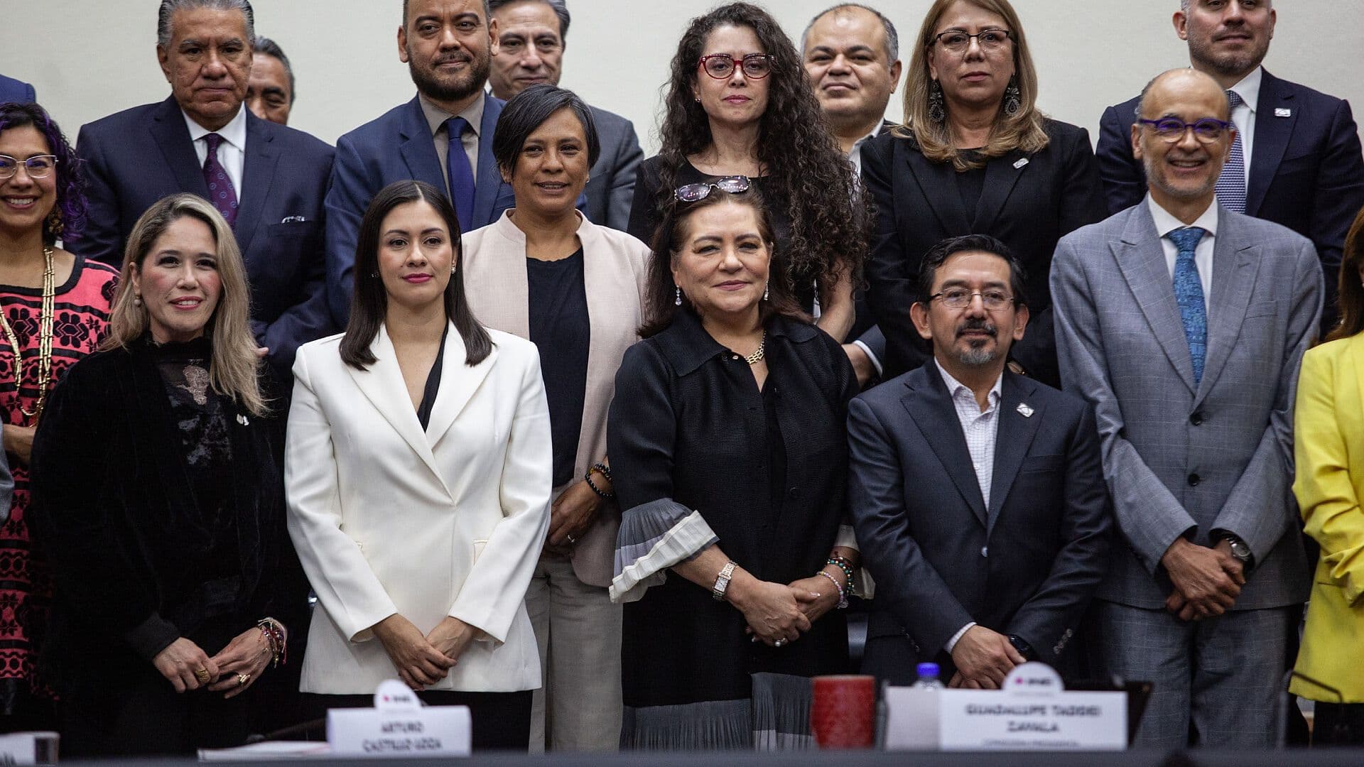 Consejeros No Alcanzan Acuerdo para Presidencia Provisional del INE