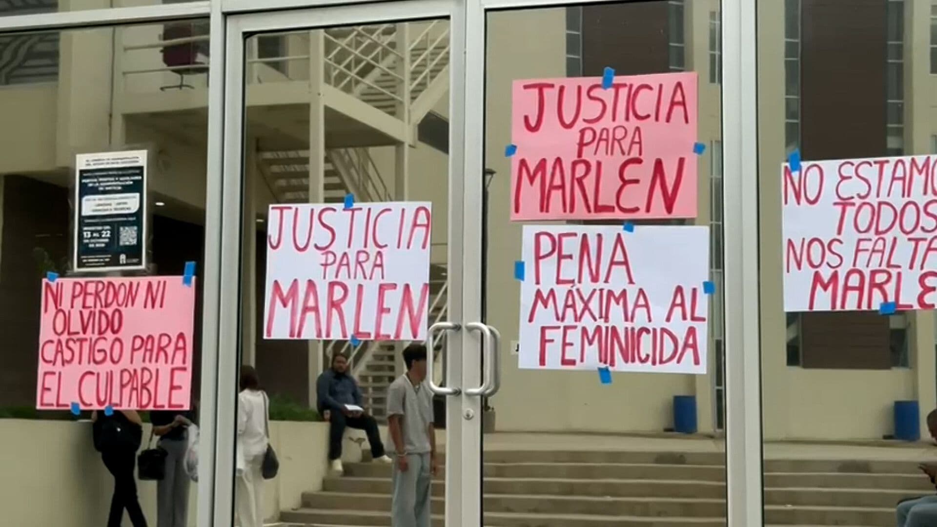 Protestan por Feminicidio de Marlen Vásquez en Juzgados Penales de Ensenada, BC