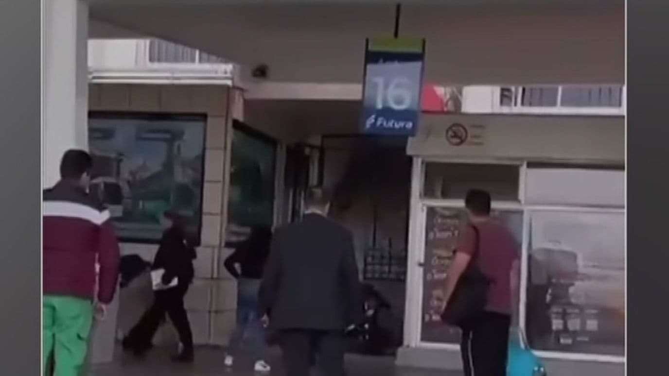 Pelea en Central de Autobuses de Tulancingo Termina con Caída por Escaleras