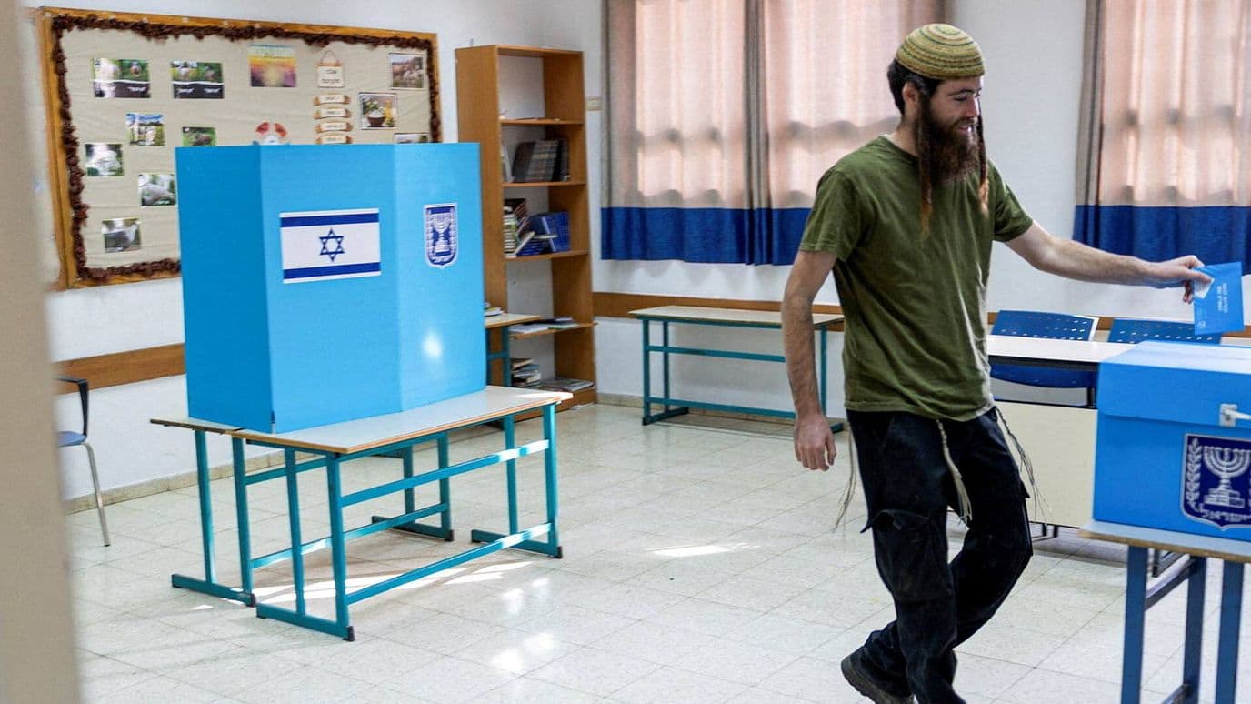 Elecciones en Israel Hoy: El Futuro Político del País y de Netanyahu, lo que Está en Juego
