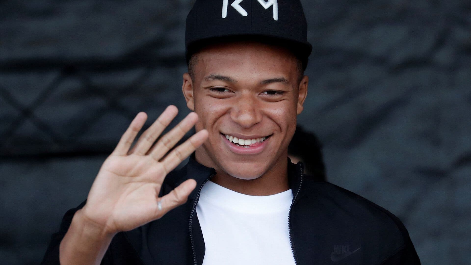 Mbappé se Disculpa con China por Meme
