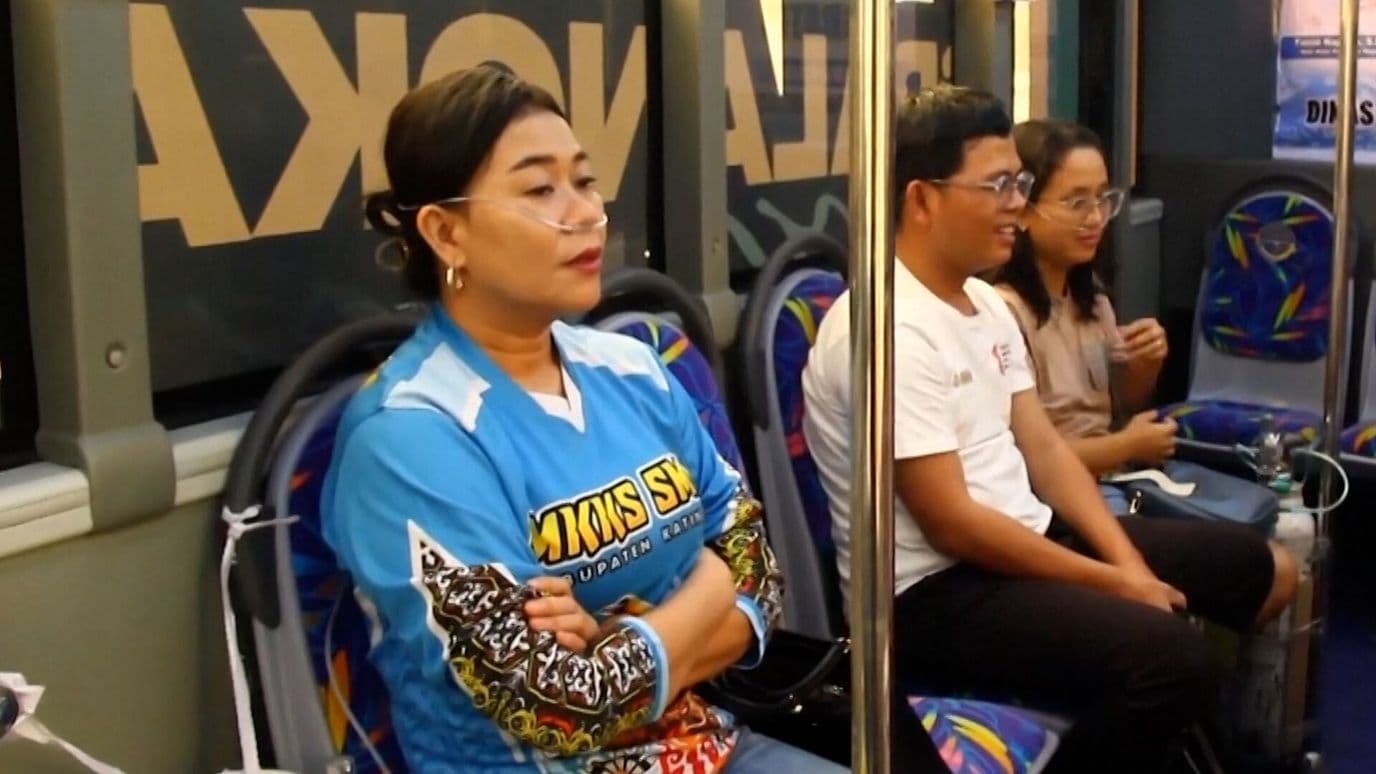 Indonesia Introduce Autobús con Oxígeno por Problemas Ambientales en Indonesia
