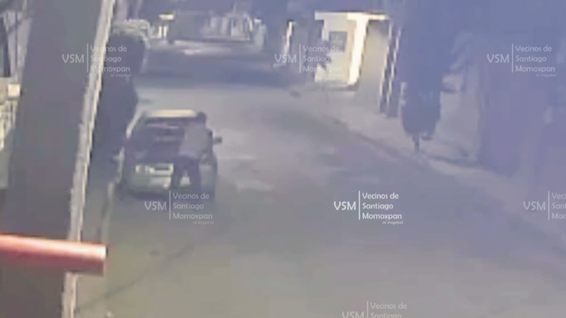 Video Ladrón Robo Autoparte Batería Vehículo Santiago Momoxpan San Pedro Cholula Puebla
