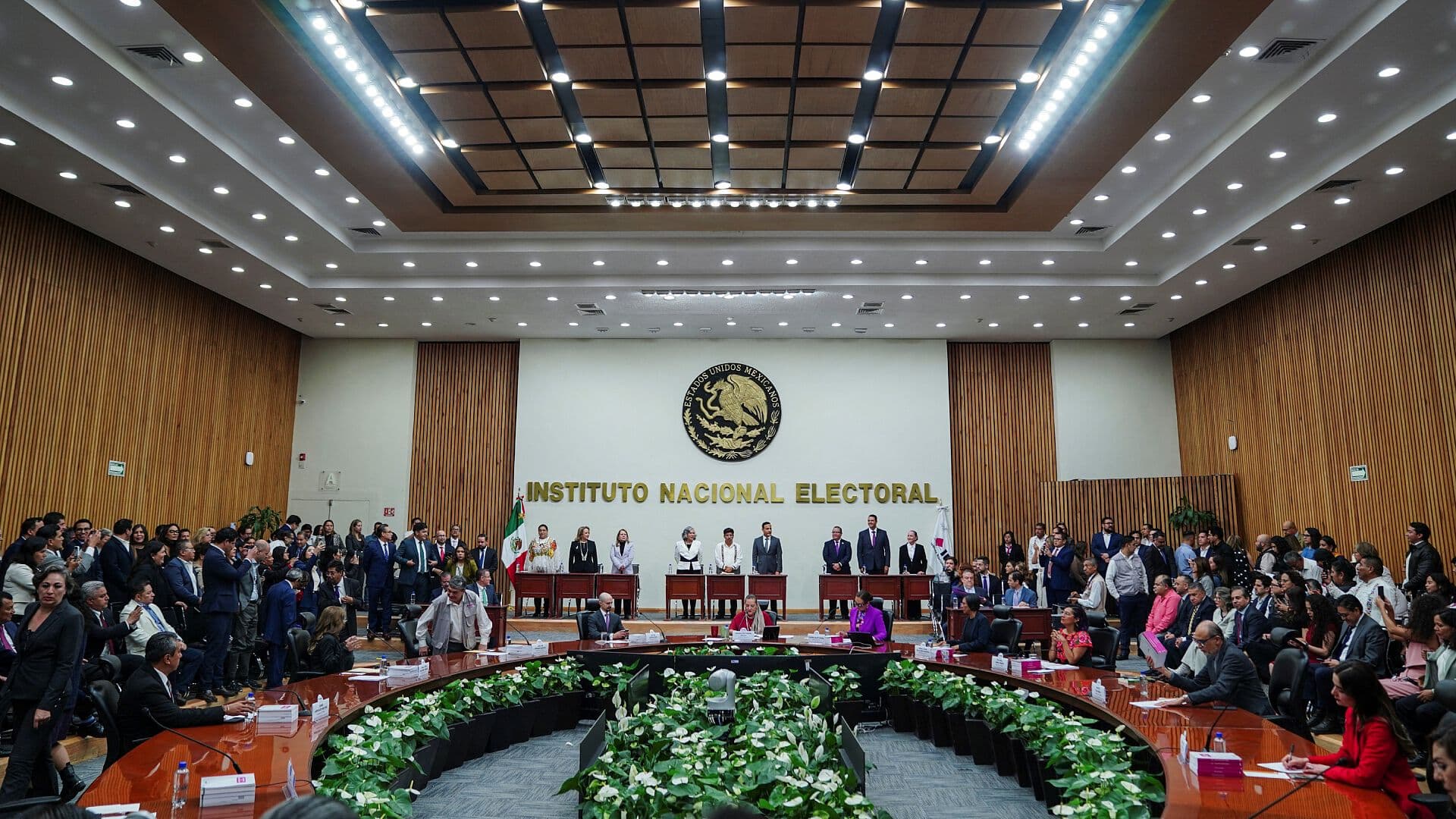 Morena Reconoce que INE Enfrenta Crisis de Credibilidad