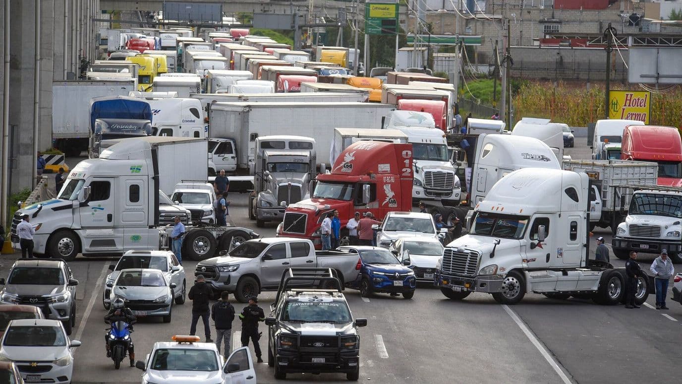 Terminan Bloqueos Carreteros: Transportistas Anuncian Diálogo con Gobernación