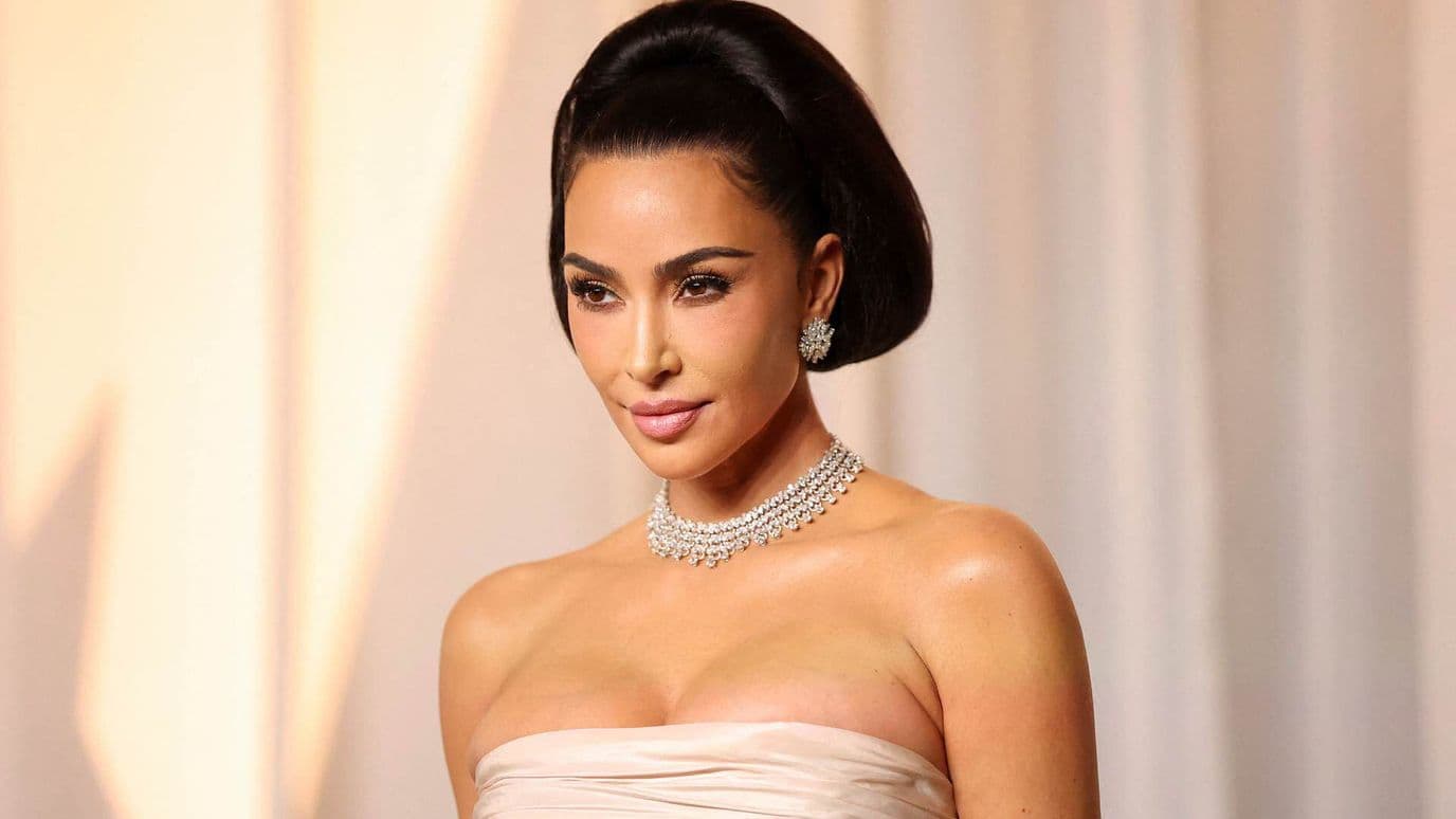 Kim Kardashian y Naomi Watts Sorprenden con su Visita a México