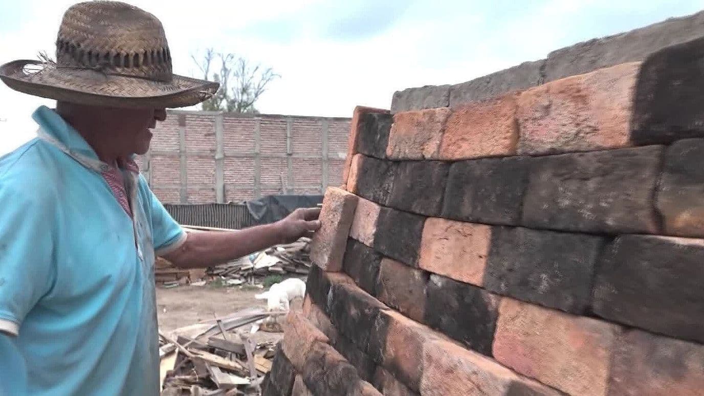 Ladrilleros de Guadalajara Aceleran Producción ante Próxima Veda de Quema