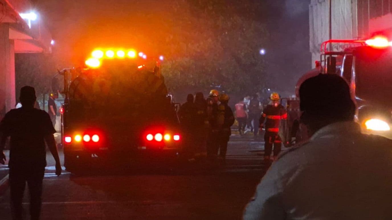 Fuego y Humo Causa Alarma en Clínica 14 del IMSS en la Zona Norte de Veracruz