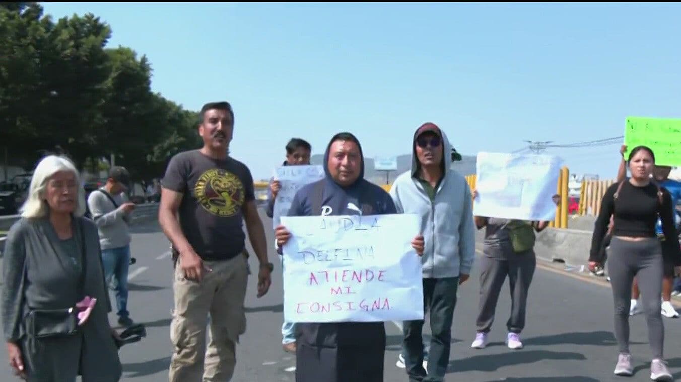 Bloqueo Hoy en al México-Puebla: Vecinos Protestan por Proyecto de Bachillerato en Área Verde