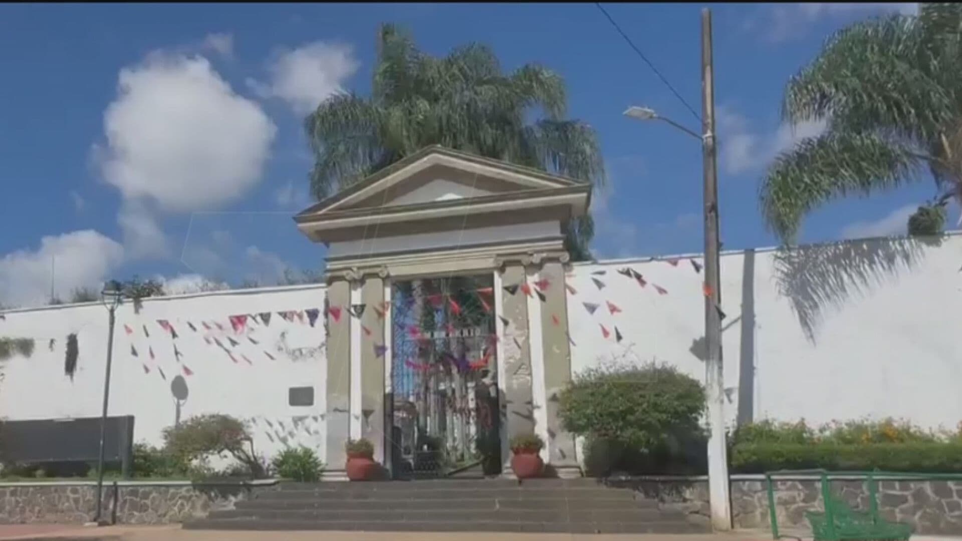Así se Celebra el Día de Muertos en el Cementerio Antiguo de Xalapa