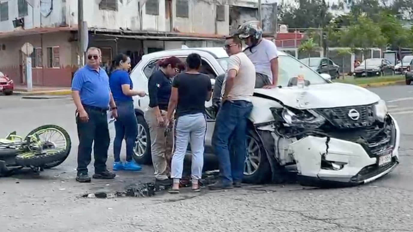 Motociclista Resulta Lesionado tras ser Impactado por Camioneta en Veracruz