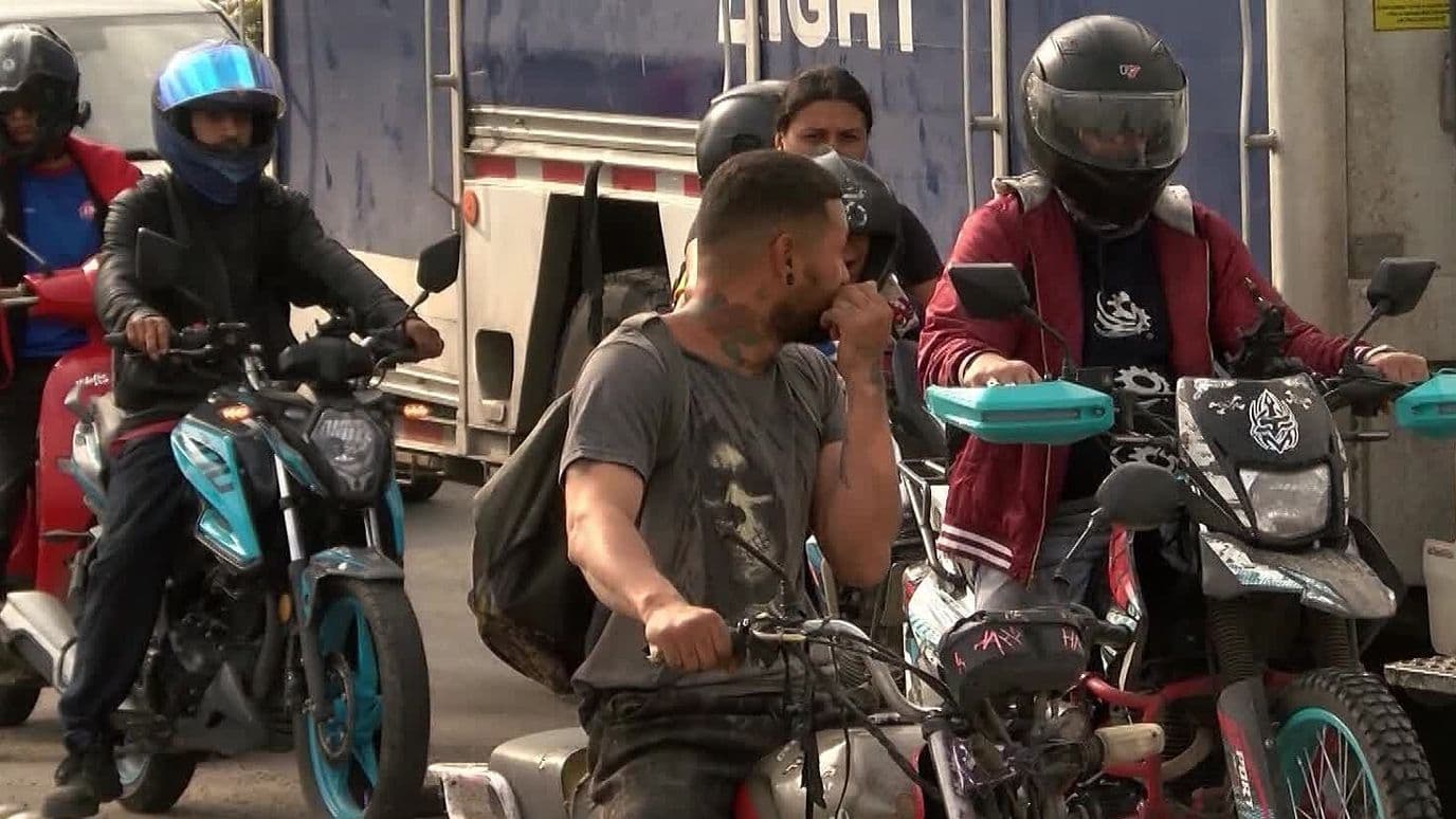 Jalisco Contempla Multas de Hasta 3 Mil 500 Pesos a Motocicletas con Más de 2 Tripulantes