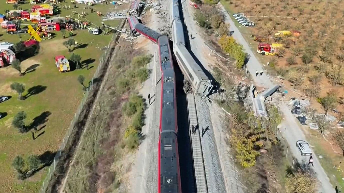 Accidente de Trenes en España: Sigue la Búsqueda de Sobrevivientes