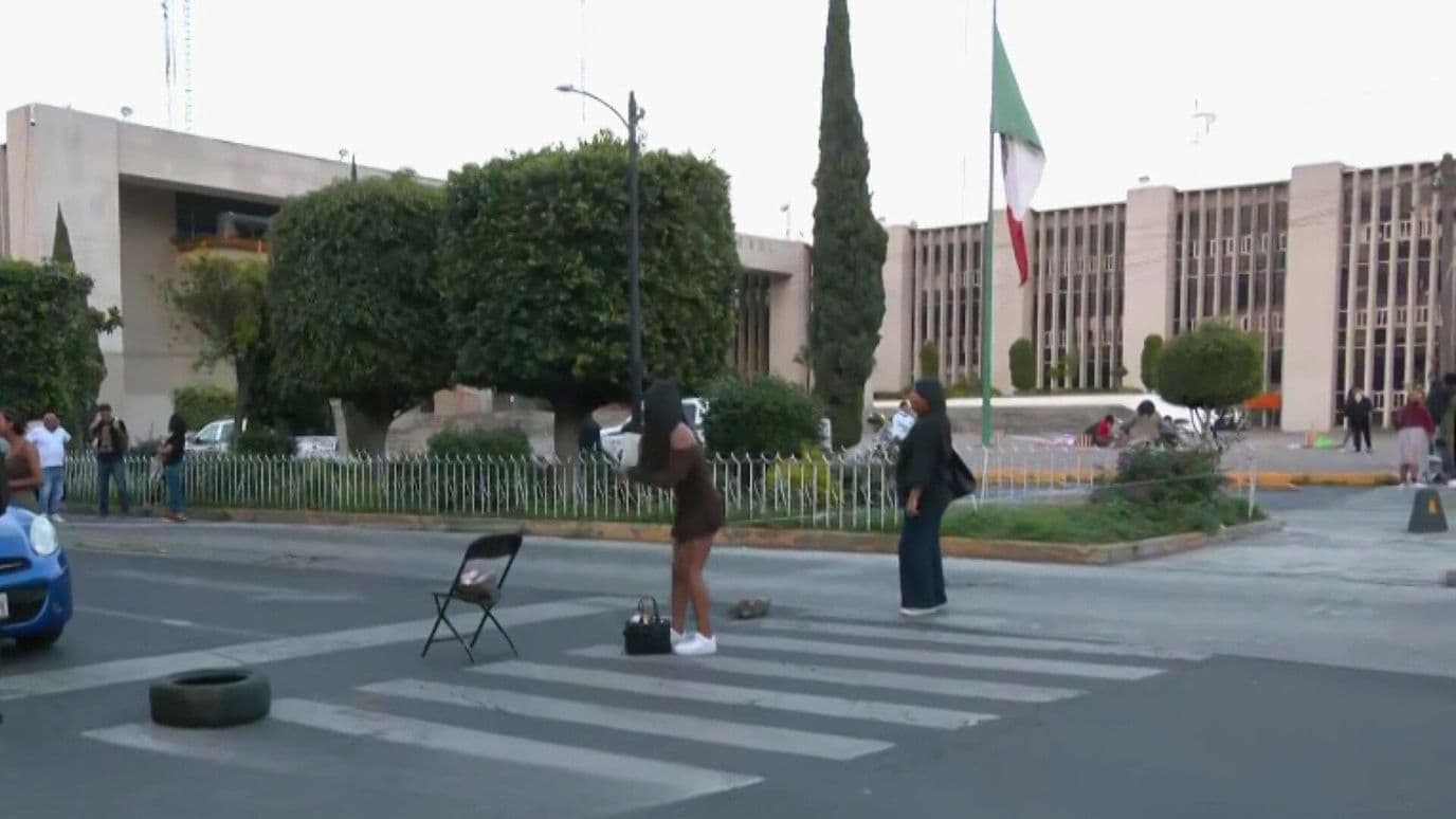 Colectivos Trans Bloquean Calles en Buenavista para Exigir Justicia por Transfeminicidios
