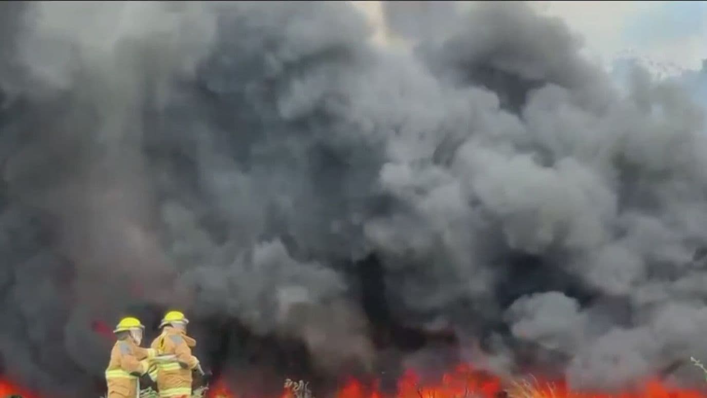 Incendio Consume Tiradero de Llantas en Tuxpan, Veracruz
