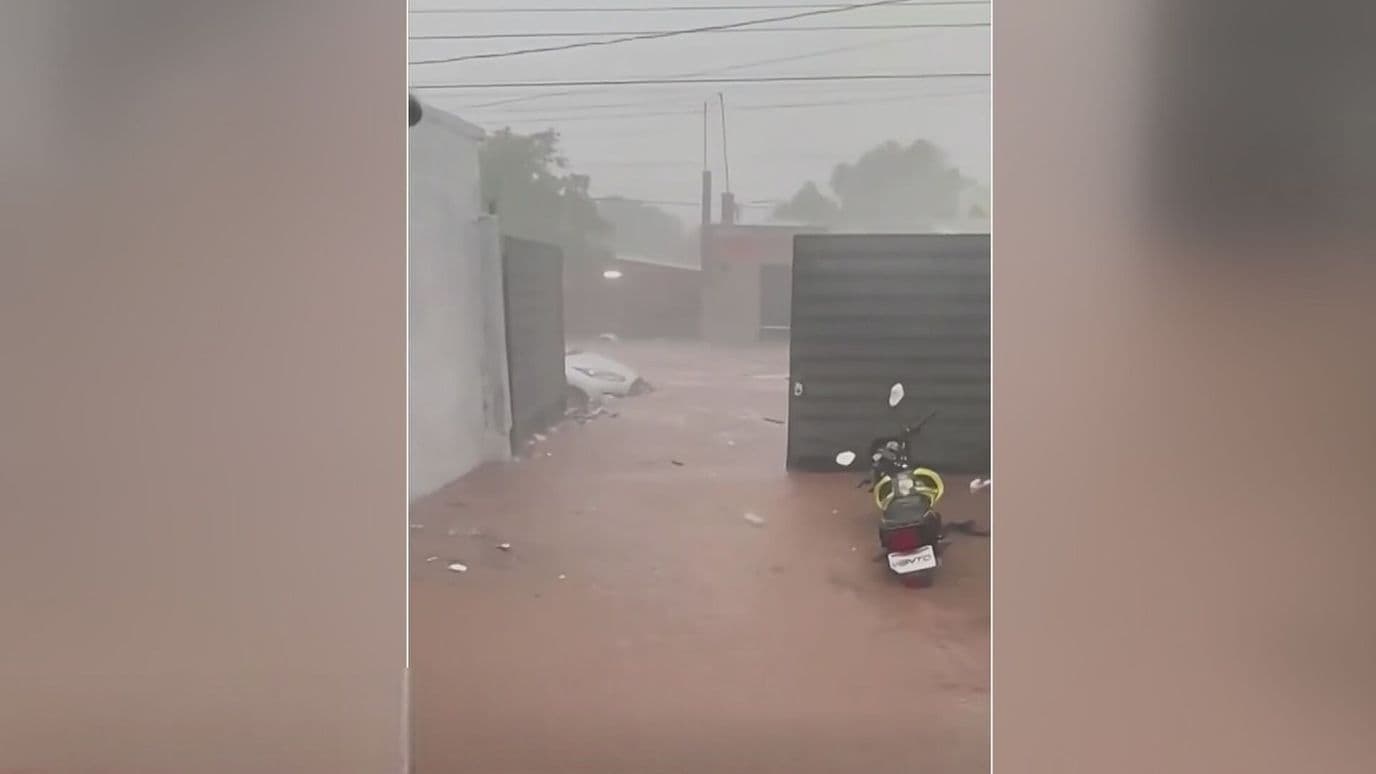Video | Lluvias Torrenciales Inundan Viviendas en Empalme, Sonora