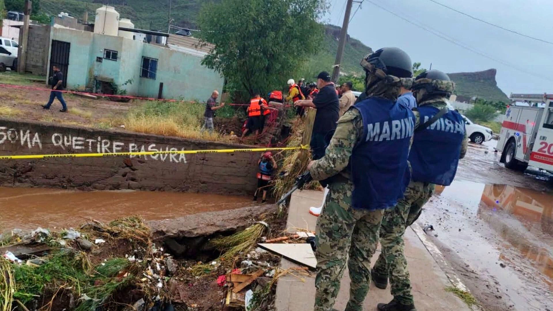 Tormenta Arrastra Todo a su Paso en San José del Cabo; Hay 2 Muertos En Guaymas