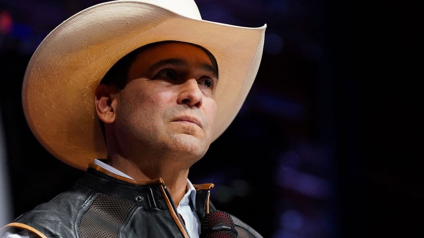 Bobby Pulido Deja los Escenarios y Busca Llegar al Congreso por Texas