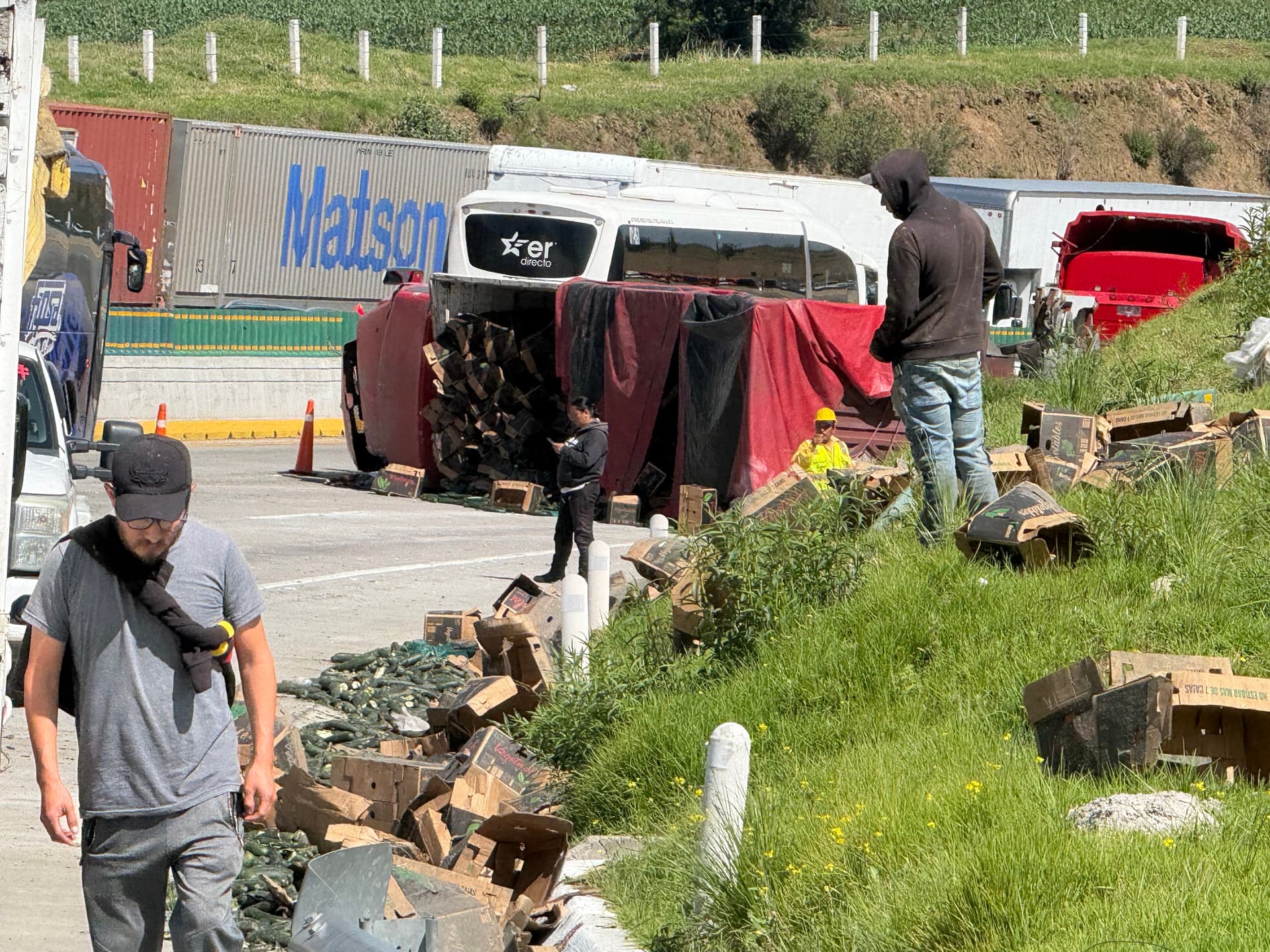 Choque múltiple   · Autopista México Puebla  | Azael Valdes Narvaez