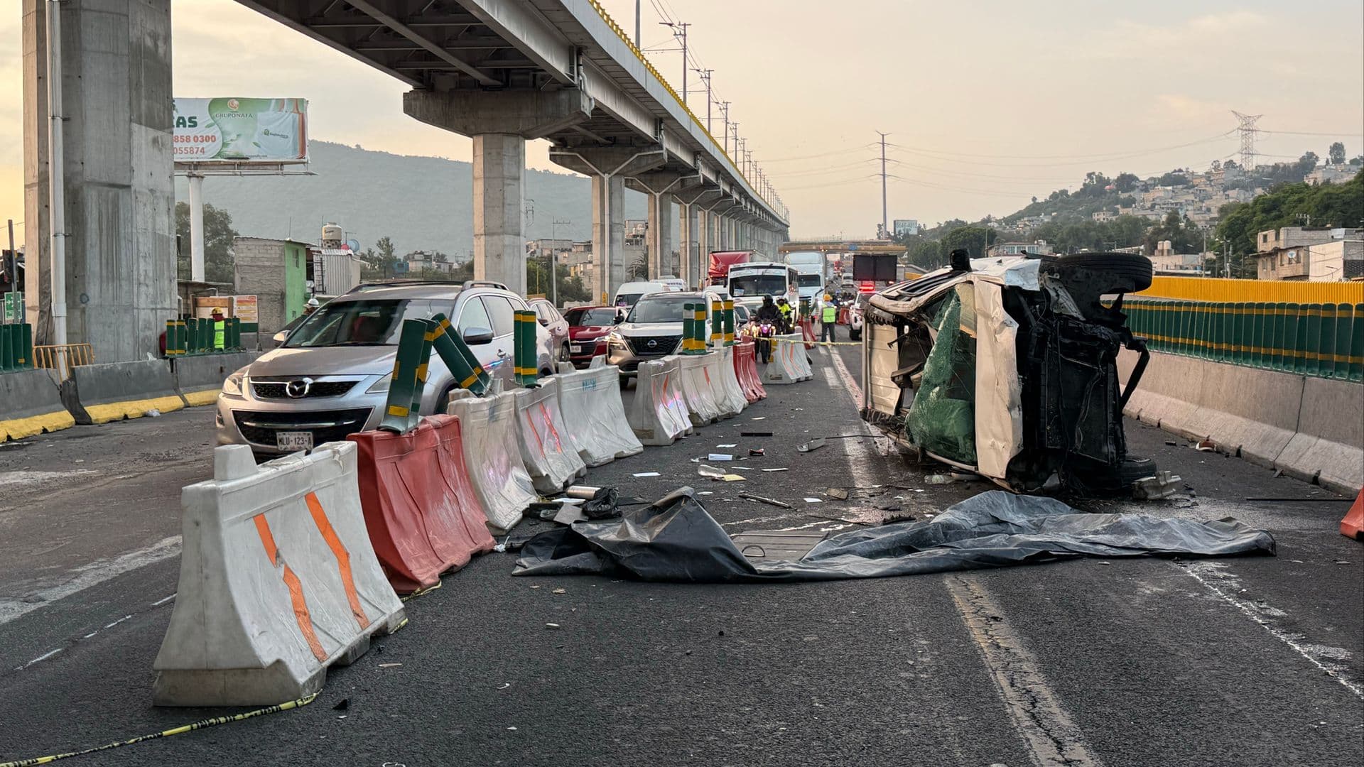 Autopista México-Puebla, Emiliano Zapata | Azael Valdes Narvaez