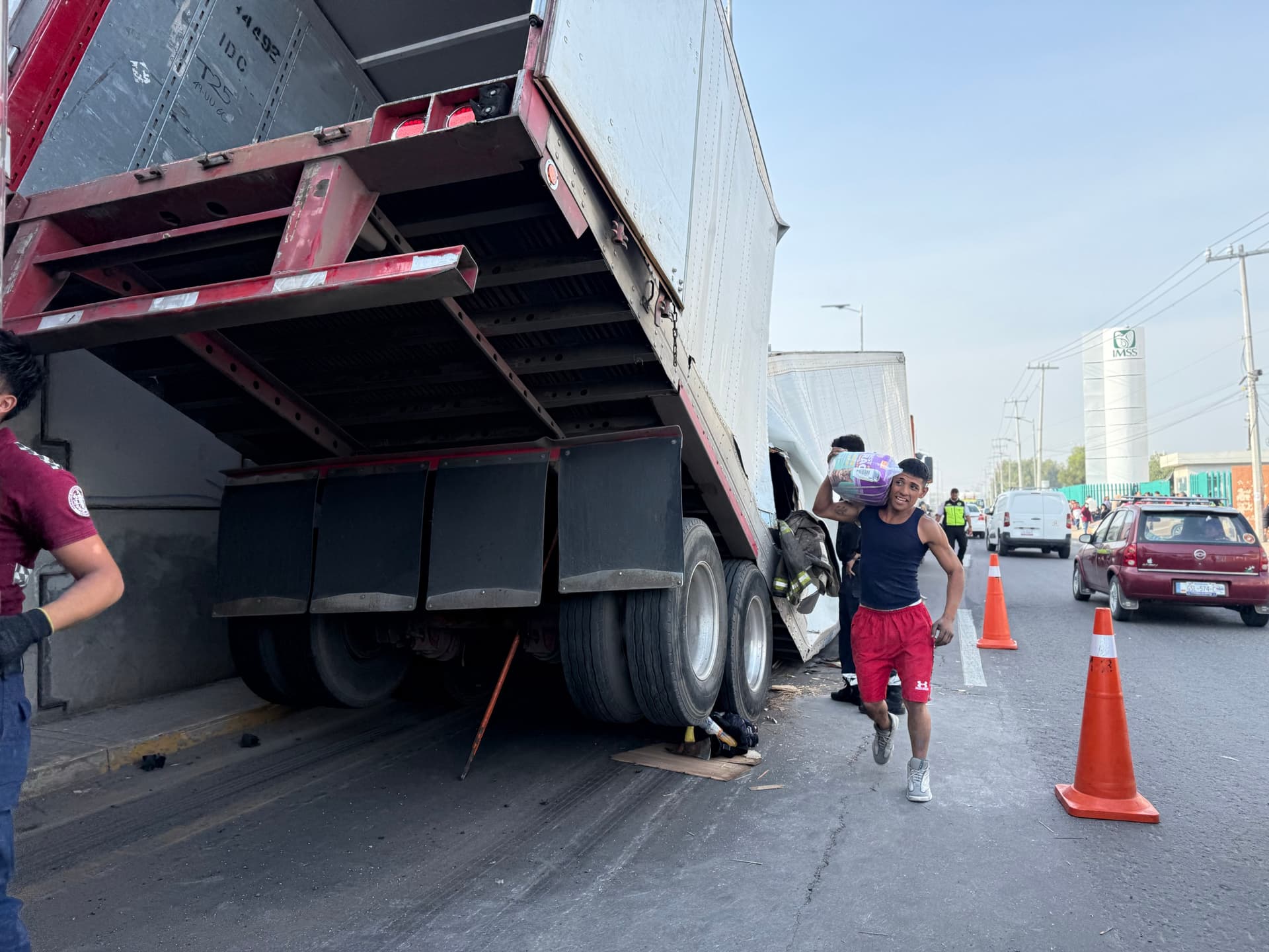 Carretera México-Pachuca, Tecámac | Itzel Cruz Alanis