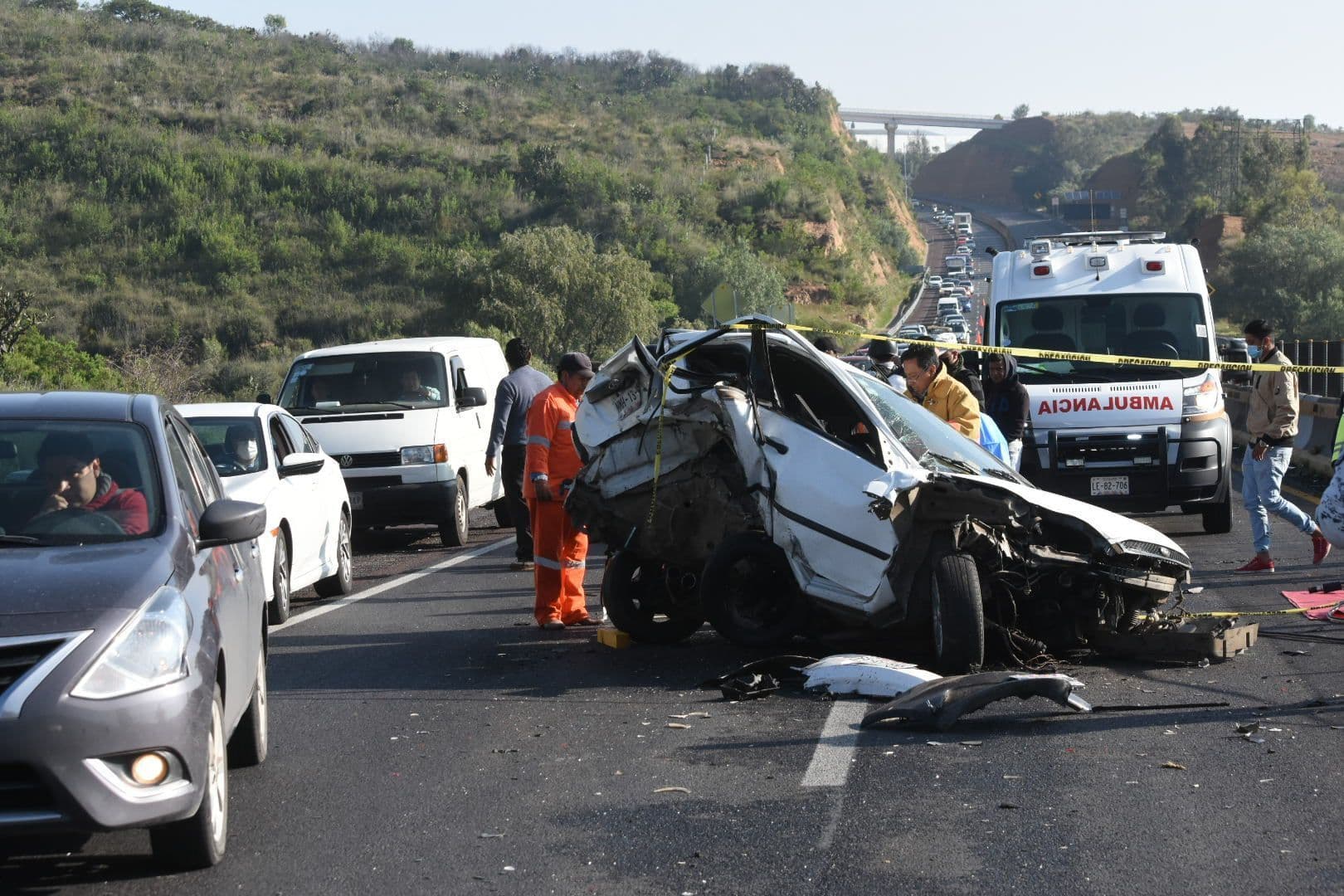 Lista de Carreteras y Autopistas con Bloqueos por Accidentes en el País