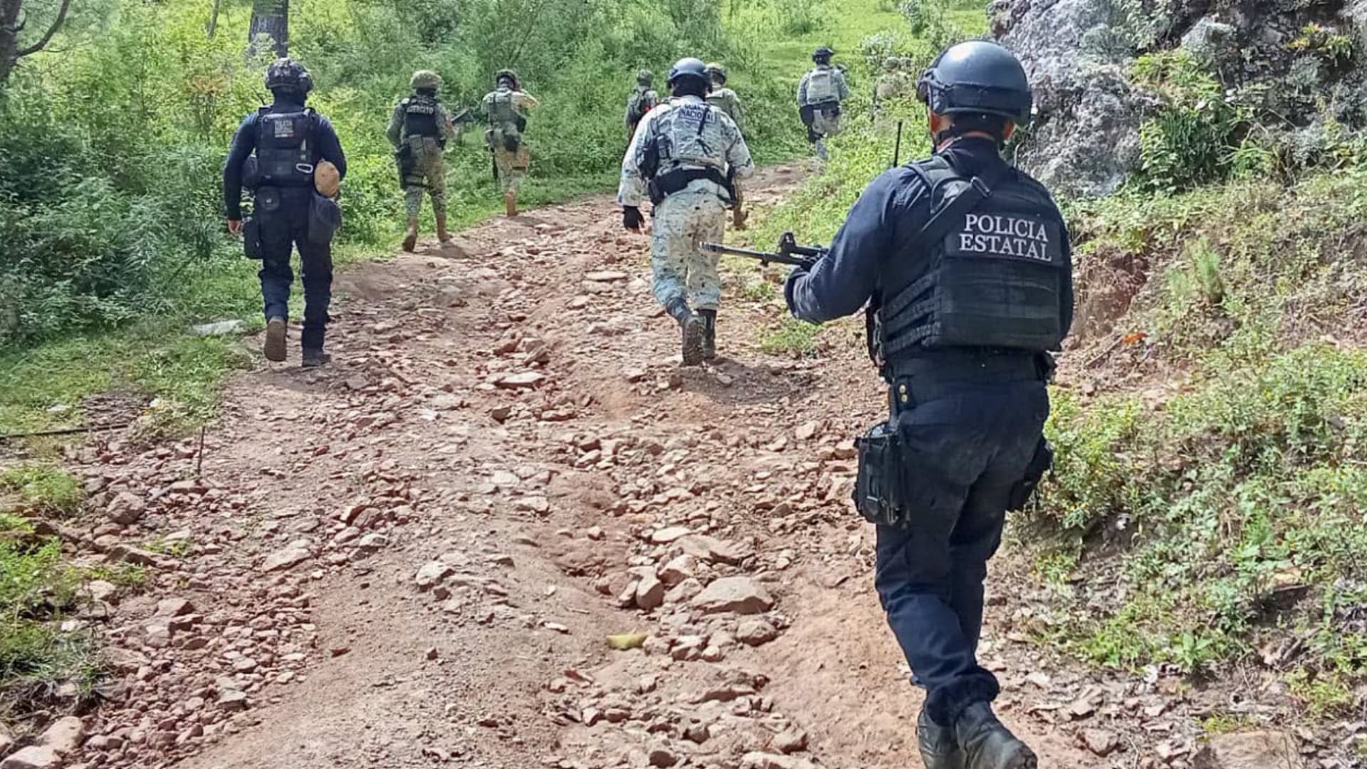 ‘Se Los Llevaron’: Desaparecen 8 Campesinos en Sierra de Guerrero; Dos son Menores
