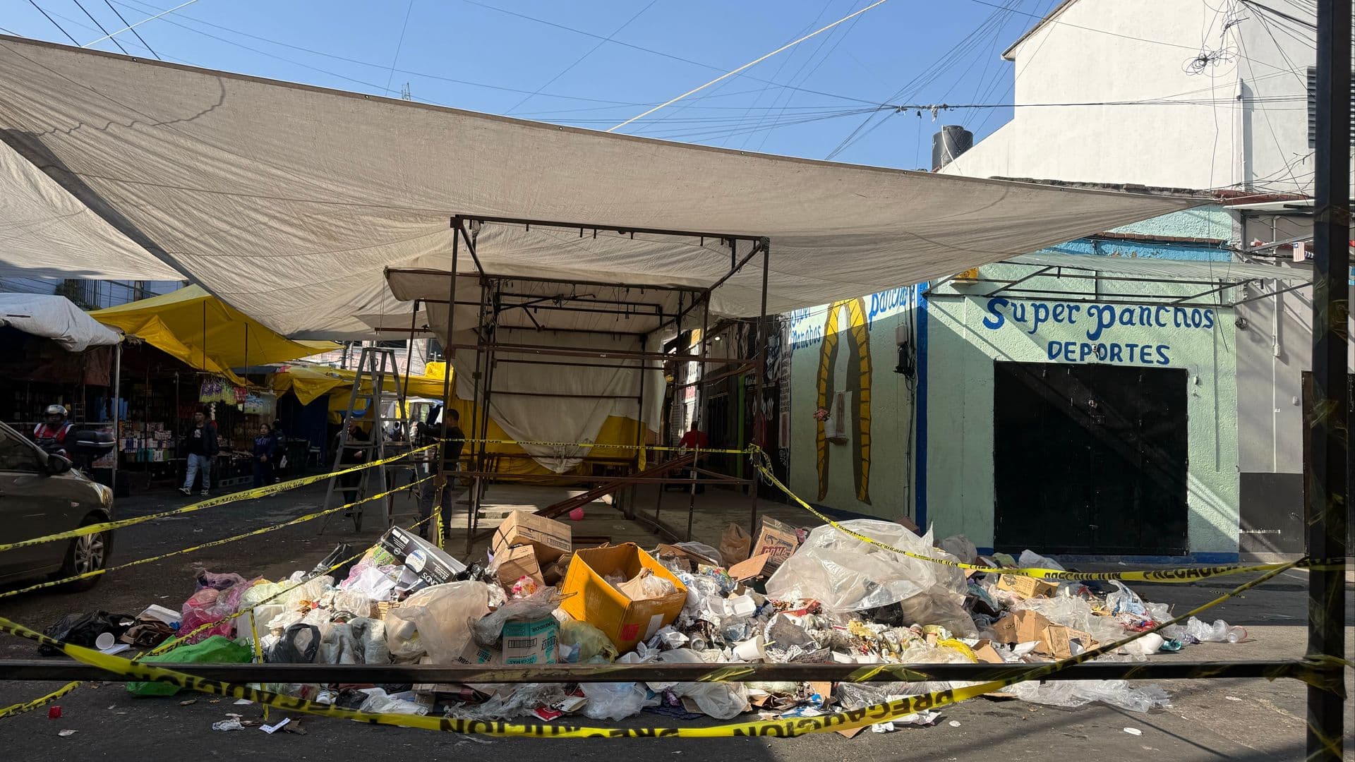 Encuentran Cuerpo Abandonado en Montón de Basura, en Tepito; Hay Un Detenido