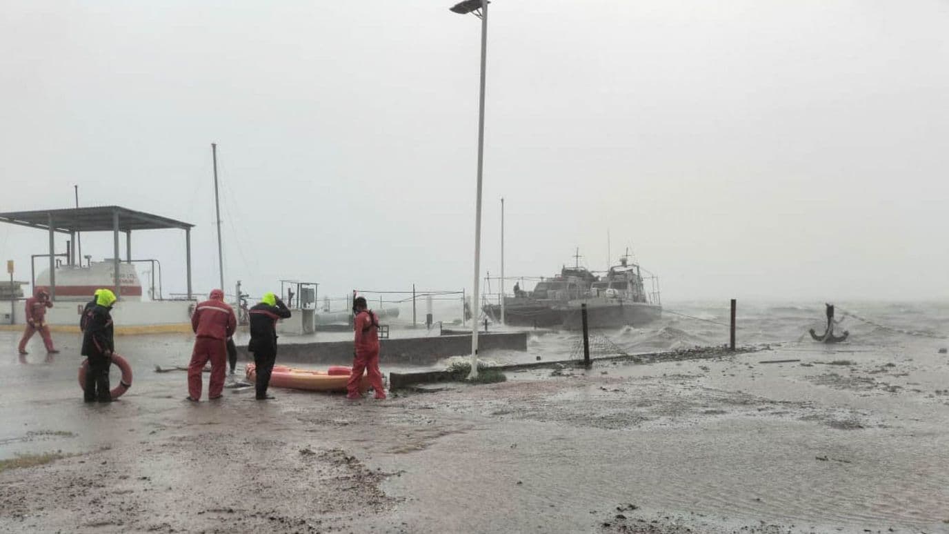 Simon Podría Impactar en Mazatlán, Sinaloa, Como Huracán Categoría 2: CNPC
