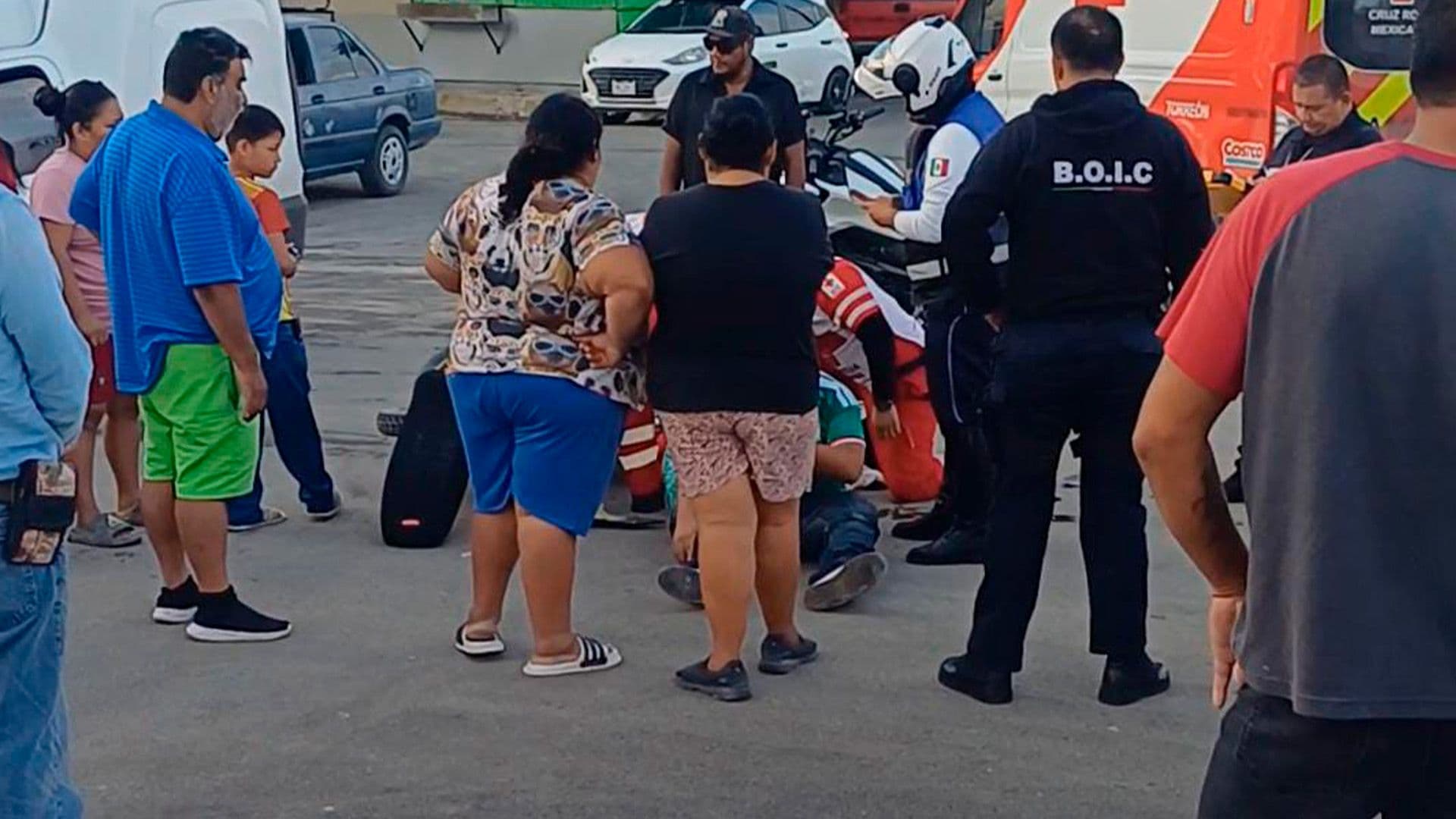 El accidente se registró sobre la calle Carranza y calzada Pino Suárez en la colonia División Pino Suárez